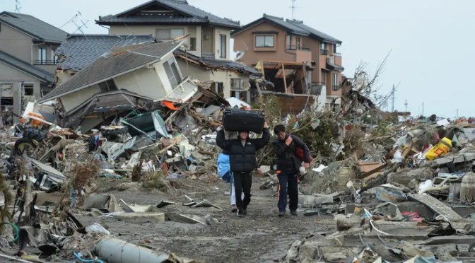 Un séisme de magnitude 7,3 dans l’Est du Japon fait plusieurs morts et des centaines de blessés.