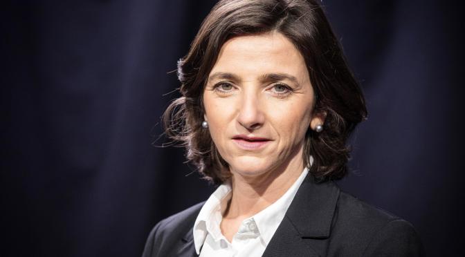 France : Accusée de harcèlement, la secrétaire d&rsquo;État Nathalie Elimas quitte le gouvernement !