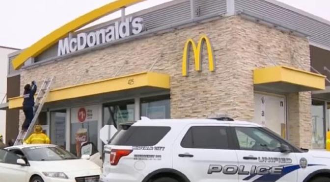 États-Unis : Un père ordonne à son fils de 4 ans de tirer à cause d&rsquo;une mauvaise commande McDonald’s