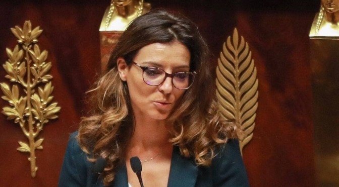 Epinglée pour ses notes de frais, Coralie Dubost, quitte la politique…. Mais, à quand le tour des &laquo;&nbsp;grands pontes&nbsp;&raquo; corrompus de la politique française?