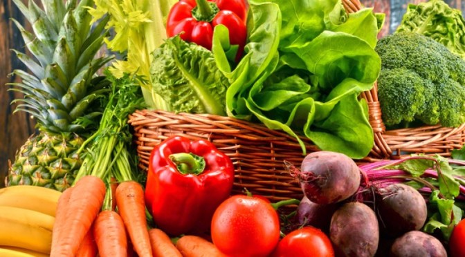 Les fruits et légumes vendus en Europe contiennent de plus en plus de résidus de pesticides dangereux!