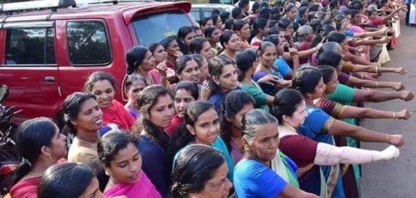 femmes-inde-mur-manifestation