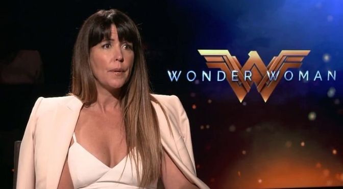 Wonder Woman 1984 : Patty Jenkins tacle encore la Warner sur la sortie de son film