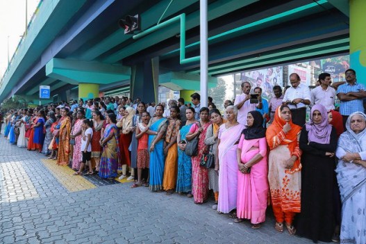 1603811-medias-partisans-initiative-affirment-centaines