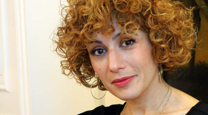 Littérature – Abnousse Shalmani : « Je n&rsquo;ai pas de frontières. Je n&rsquo;ai pas de racines »