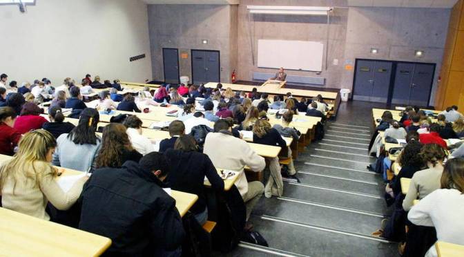 France : une professeure d&rsquo;université critique l’islam et se retrouve menacée de mort