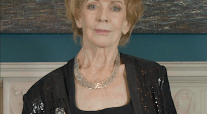 Littérature : L’écrivaine irlandaise Edna O’Brien nommée Commandeur de l’Ordre des Arts et Lettres français.