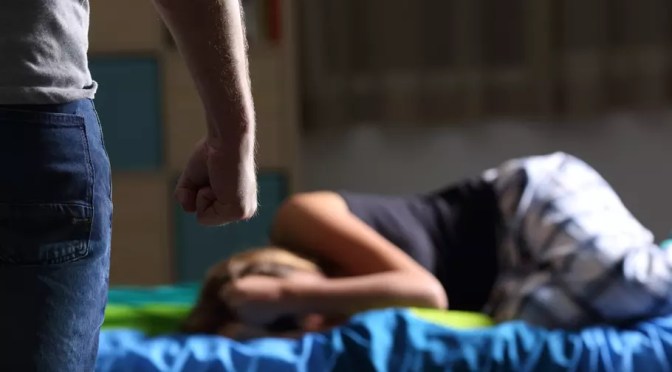 Orléans (France) : une jeune femme algérienne séquestrée et violentée depuis septembre au domicile familial !