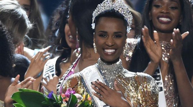 La Sud-Africaine Zozibini Tunzi remporte Miss Univers 2019 !