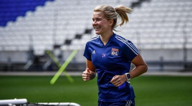 Football – OL : Ada Hegerberg a fait son retour à l&rsquo;entraînement après 18 mois d&rsquo;absence.