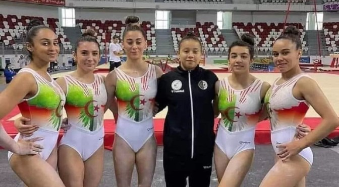 Fanatisme religieux : La tenue de l’équipe algérienne de gymnastique féminine suscite la polémique sur la toile.