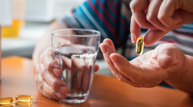 Covid-19 : l&rsquo;efficacité de la vitamine D démontrée sur les patients âgés.