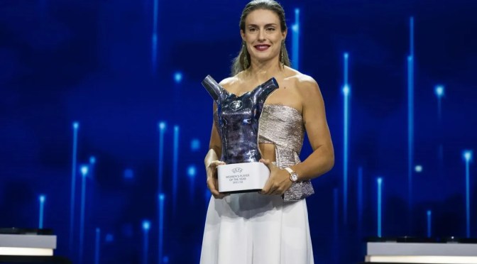 Football féminin : Alexia Putellas élue meilleure joueuse UEFA de l&rsquo;année!