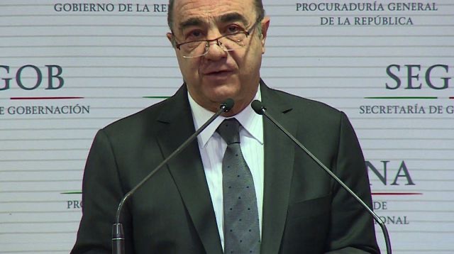 Mexique : l’ancien procureur de la République arrêté dans l’affaire des 43 étudiants disparus.