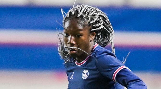 Football féminin : Aminata Diallo va attaquer le PSG en justice !