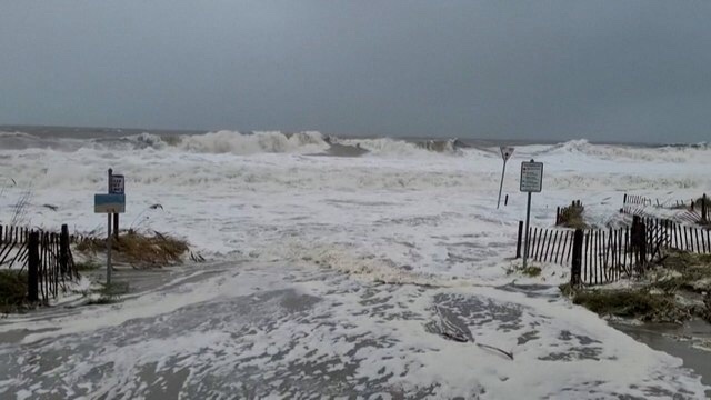 Orlene devient &laquo;&nbsp;une grosse tempête&nbsp;&raquo; auprès des côtes mexicaines