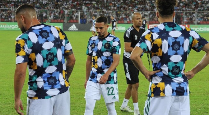 Accord entre le Maroc et Adidas sur le maillot controversé de la sélection algérienne de football, qui de son côté, veut changer d’équipementier!
