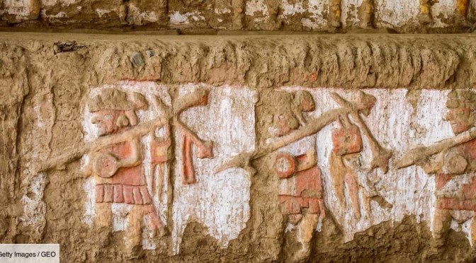 Pérou : deux peintures murales vieilles de 1 400 ans, aux représentations surprenantes, révélées