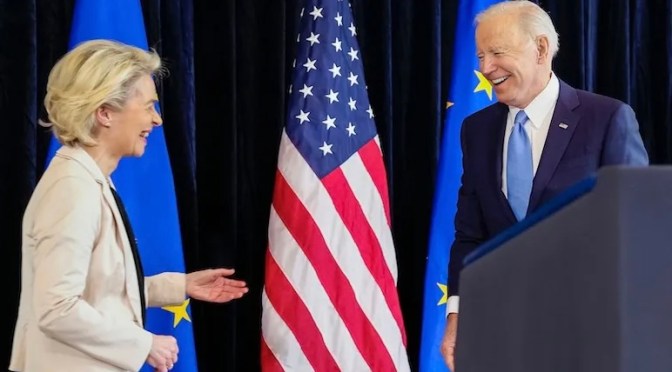 Europe – Etats-Unis : l’accord transatlantique controversé de transfert des données validé par Bruxelles