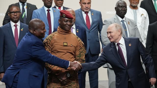 Moscou et les pays africains s&rsquo;engagent à promouvoir un «ordre multipolaire» sans «néocolonialisme», selon Putin