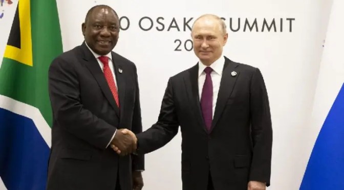 Putin ne participera pas au sommet des BRICS à Johannesburg, annonce l’Afrique du Sud