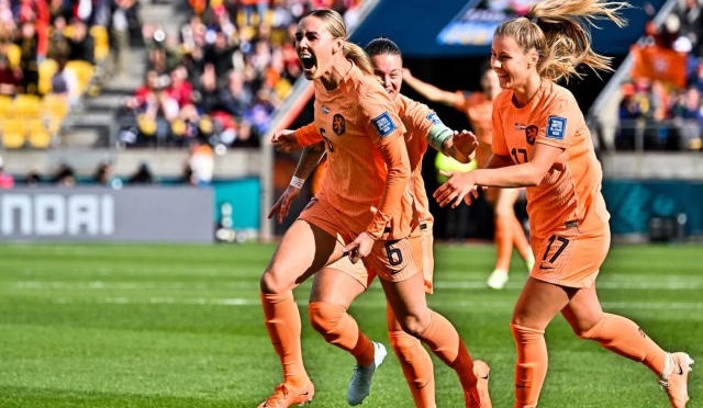 Coupe du monde football (F) : Les Pays-Bas battent l’Afrique du Sud et se qualifient pour les quarts de finale !