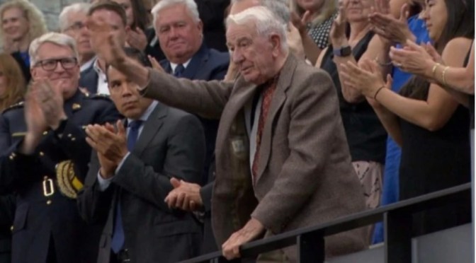 Edito : Un vétéran ukrainien nazi ovationné par le parlement canadien – démonstration de la russophobie et l&rsquo;amateurisme des élites politiques occidentales