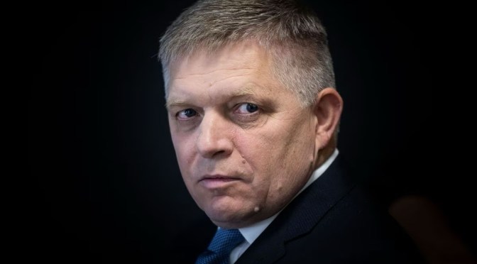 À mesure que la confiance de la Slovaquie dans la démocratie libérale diminue, son candidat favori aux élections mène une campagne s&rsquo;opposant à l&rsquo;aide à l&rsquo;Ukraine