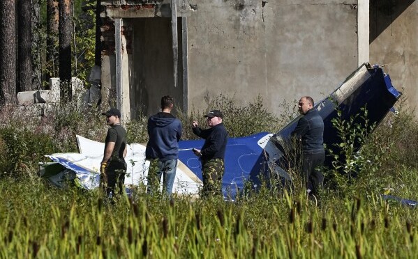 Des fragments de grenade découverts dans les corps des victimes du crash de Wagner, selon Putin