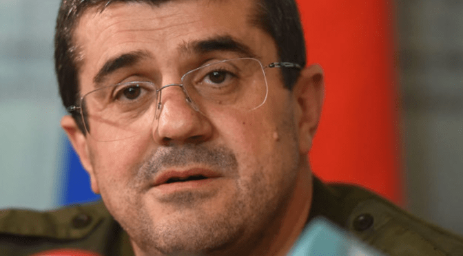 L&rsquo;Azerbaïdjan annonce l&rsquo;arrestation de l&rsquo;ex-président de la république séparatiste du Haut-Karabakh