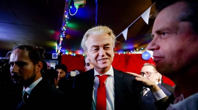 Pays-Bas : &laquo;&nbsp;l&rsquo;extrême droite&nbsp;&raquo; de Geert Wilders remporte les législatives