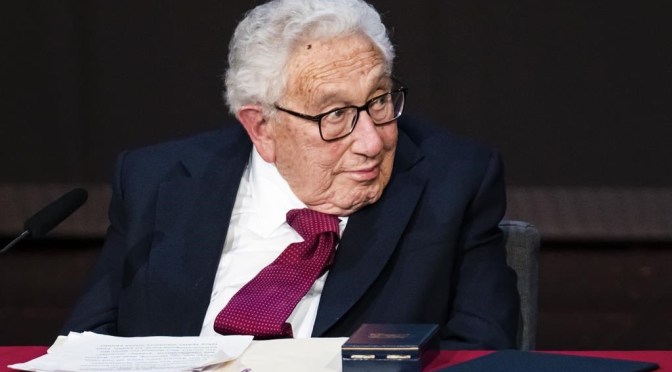 Henry Kissinger : ex-secrétaire d’Etat états-unien et Prix Nobel de la paix, est mort