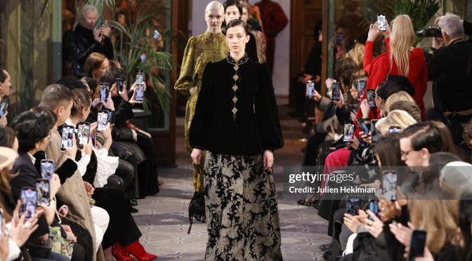 Semaine de la Mode haute-Couture Printemps/Été Femmes Paris 2024 : « NURSHAH Haute Couture »