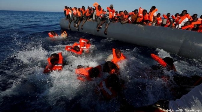 Selon une ONG, plus de 6 600 immigrants ont perdu la vie en essayant de se rendre en Espagne en 2023