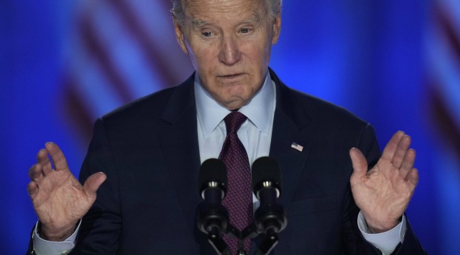 EUA : En plein discours, Joe Biden confond Emmanuel Macron avec &laquo;&nbsp;Mitterrand d&rsquo;Allemagne&nbsp;&raquo;