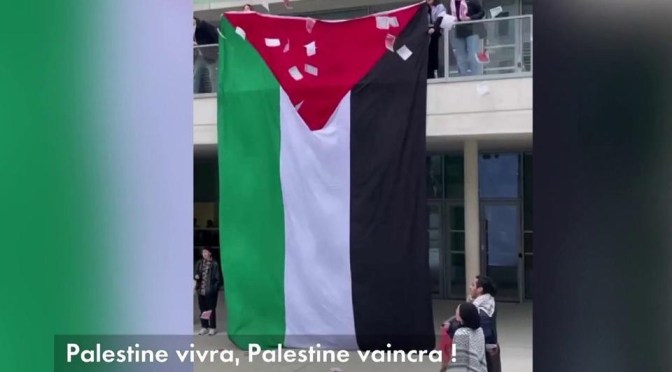 France – Antisémitisme gauchiste : Un drapeau palestinien est hissé dans l&rsquo;enceinte de Science Po Paris. Le syndicat étudiant &laquo;&nbsp;UNI&nbsp;&raquo; condamne &laquo;&nbsp;des actions pro-Hamas&nbsp;&raquo;