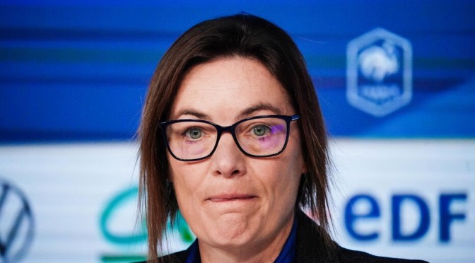 Football (F) : &laquo;&nbsp;Il y avait un plan très bien élaboré, il fallait avoir ma tête&nbsp;&raquo; –  Corinne Diacre règle ses comptes un an après son éviction des Bleues