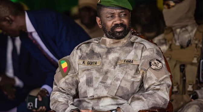 Mali : la période de transition officiellement terminée mais la junte militaire reste en place