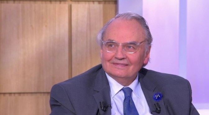 Guerre Russie-Ukraine  : Jean-Louis Bourlanges demande à l&rsquo;Etat Français de ne plus interdire à Kiev de frapper la Russie directement.