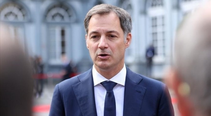Belgique : Le Premier ministre Alexander De Croo démissionne après une lourde défaite électorale.
