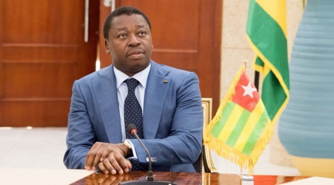 Togo : Faure Gnassingbé promulgue la nouvelle Constitution contestée par l’opposition