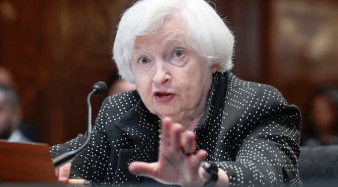 Guerre en Ukraine : Les États-Unis d&rsquo;Amérique accorde 50 milliards de dollars à l’Ukraine et annonce une nouvelle vague de sanctions contre la Russie