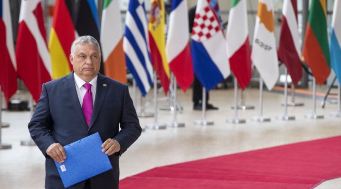 La Hongrie, qui assure la présidence tournante de l’UE, rappelée à l’ordre après la tournée diplomatique de Viktor Orban