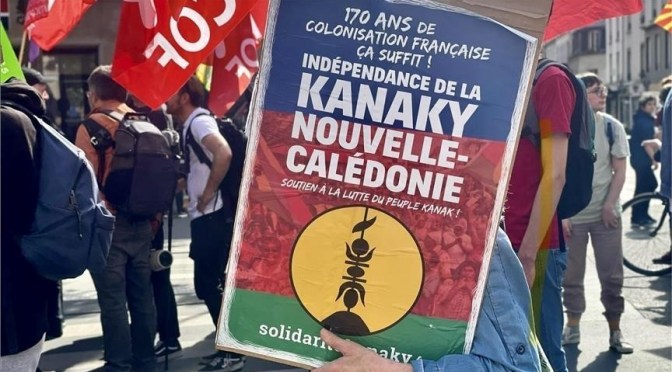 Nouvelle-Calédonie : les chefs kanaks proclament la souveraineté sur leurs parties de l’île