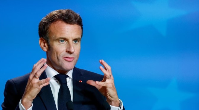 Guerre Russie-Ukraine : Macron appelle les Ukrainiens à des “discussions réalistes sur les questions territoriales&nbsp;&raquo; et avertit qu’il n’y a pas de solution rapide en Ukraine