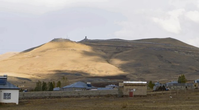 Turquie : un mur financé par l’UE détruit les villages kurdes
