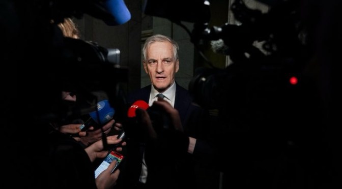 Norvège : la coalition gouvernementale tombe sur fond de désaccords sur l’énergie européenne