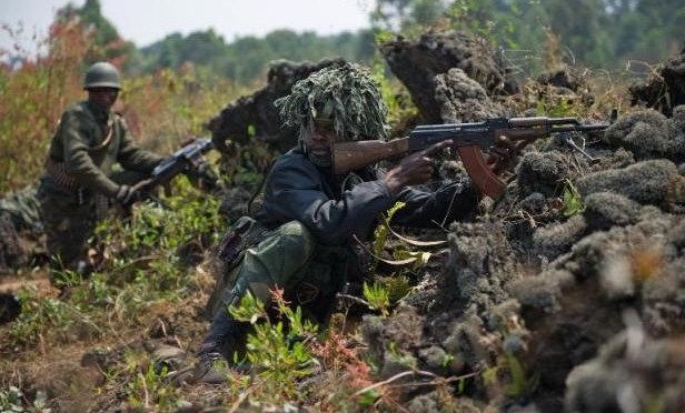 Guerre en RDC : L&rsquo;armée congolaise a éliminé un important chef Rebelle à l&rsquo;Est du pays, l’UE convoque l’ambassadeur du Rwanda face à l’offensive du M23, l’opposant Jean-Marc Kabund libéré etc… (Notre point du 22 février)