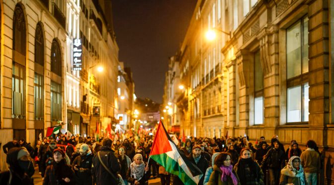 France : Slogans pro-intifada, tensions avec la presse… Quand la marche &laquo;&nbsp;féministe&nbsp;&raquo; du 8 mars prend une tournure radicale &laquo;&nbsp;pro-palestinienne&nbsp;&raquo;