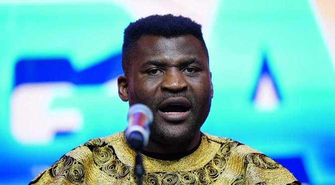 Cameroun : Francis Nganou, ancien champion du monde de MMA, impliqué dans un accident qui a coûté la vie à une fille de 17 ans, à Yaoundé